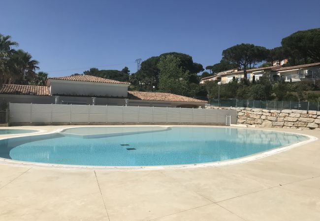 Apartment in Sainte-Maxime - appartment in park whit swimming pool 