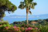 House in Sainte-Maxime - Single storey villa with sea view and pool - access to beaches 