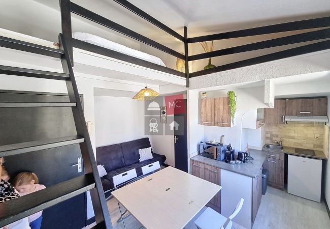 Apartment in Le Plan-de-la-Tour - LE MAS SAINT LAZARRE 