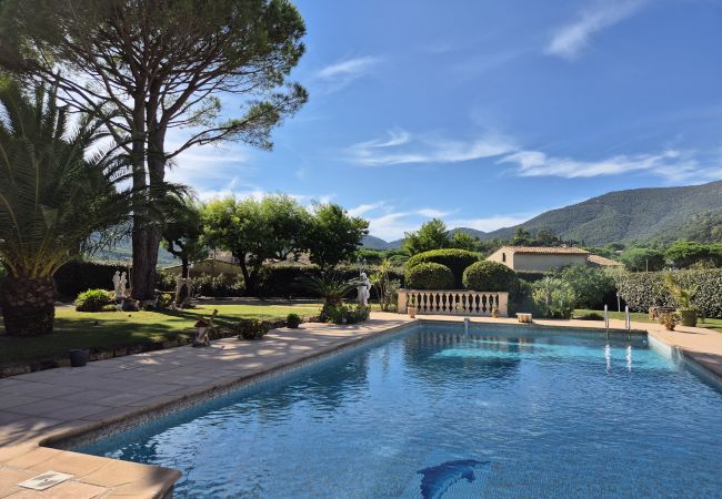 Villa in Le Plan-de-la-Tour - MAISON DANS HAMEAU LE PRÉCONIL AVEC PISCINE PRIVÉE