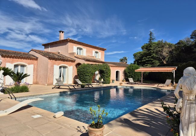 Villa in Le Plan-de-la-Tour - MAISON DANS HAMEAU LE PRÉCONIL AVEC PISCINE PRIVÉE