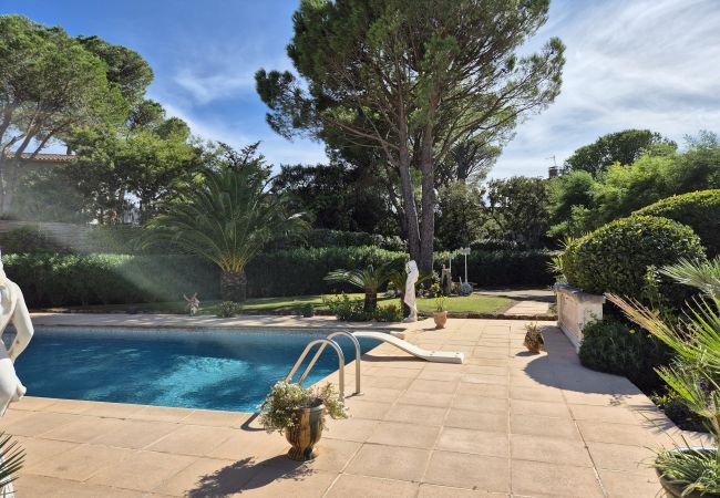 Villa in Le Plan-de-la-Tour - MAISON DANS HAMEAU LE PRÉCONIL AVEC PISCINE PRIVÉE