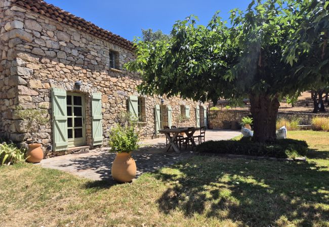 Villa in Le Plan-de-la-Tour - Bastide en pierre avec piscine