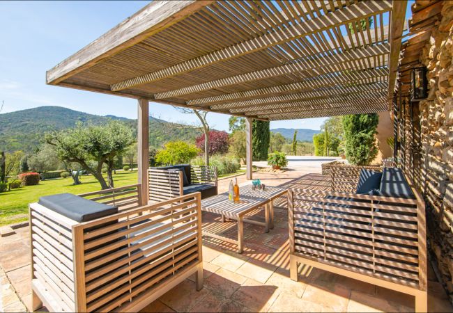 Villa in Sainte-Maxime - VILLA LA BERGERIE AVEC PISCINE