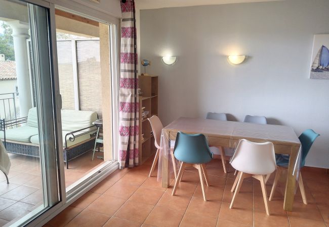 Appartement à Sainte-Maxime - Appartement a Sainte Maxime dans residence avec Parc et Piscine