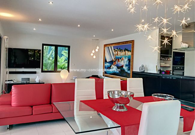 Appartement à Grimaud - Luxueux appartement, terrasse spacieuse, splendide ,vue mer