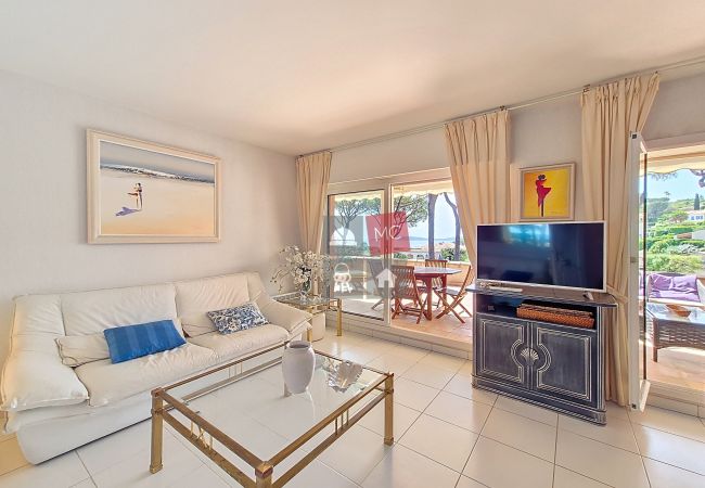Appartement à Sainte-Maxime - APPARTEMENT LES ARBOUSIERS