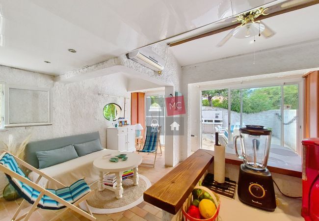 Appartement à Le Plan-de-la-Tour - MAZET N°76 AU HAMEAU DE CORIOLAN