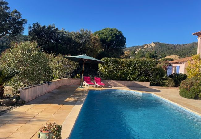 Villa à Le Plan-de-la-Tour - MAGNIFIQUE VILLA LES CACTUS AVEC PISCINE PRIVÉE