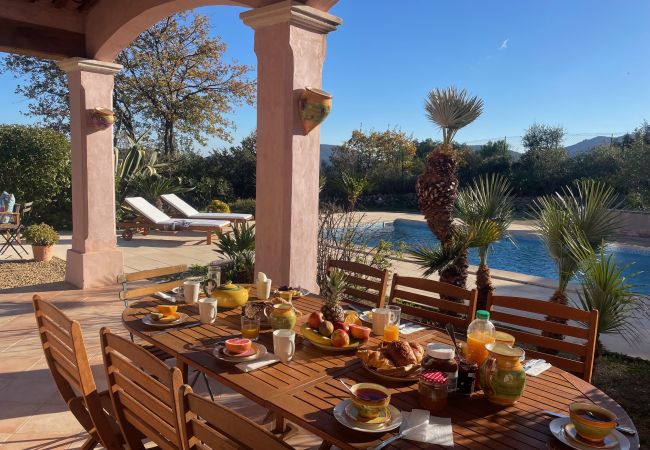 Villa à Le Plan-de-la-Tour - MAGNIFIQUE VILLA LES CACTUS AVEC PISCINE PRIVÉE