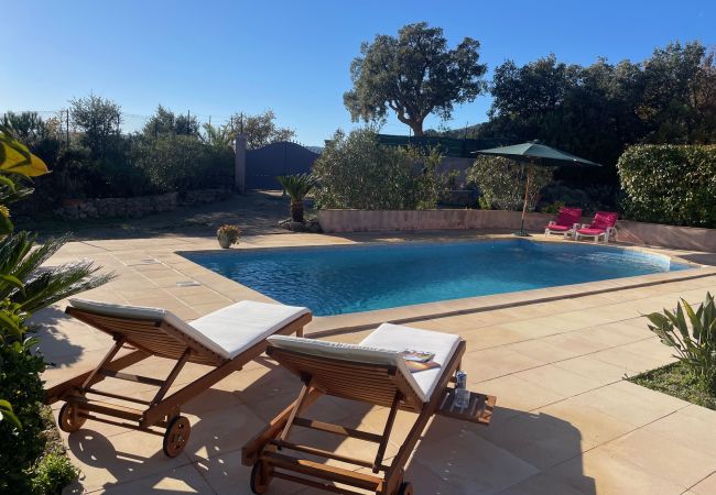 Villa à Le Plan-de-la-Tour - MAGNIFIQUE VILLA LES CACTUS AVEC PISCINE PRIVÉE