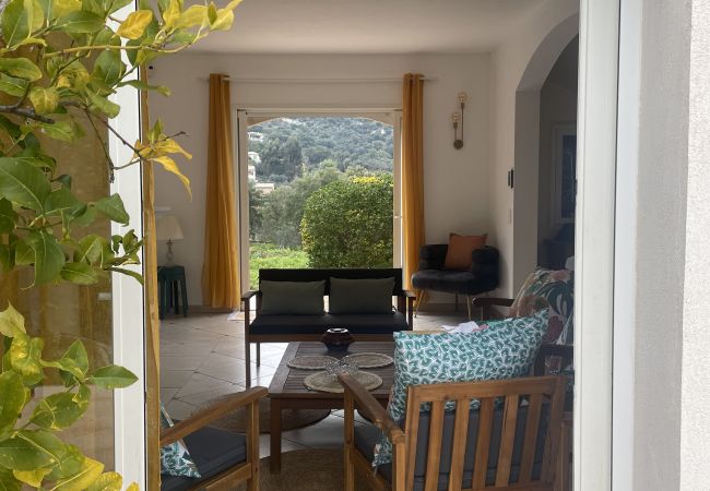 Villa à Le Plan-de-la-Tour - MAGNIFIQUE VILLA LES CACTUS AVEC PISCINE PRIVÉE