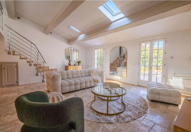 Villa à Le Plan-de-la-Tour - VILLA PETIT MAS AVEC PISCINE PRIVÉE
