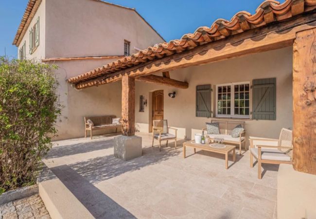 Villa à Le Plan-de-la-Tour - VILLA PETIT MAS AVEC PISCINE PRIVÉE