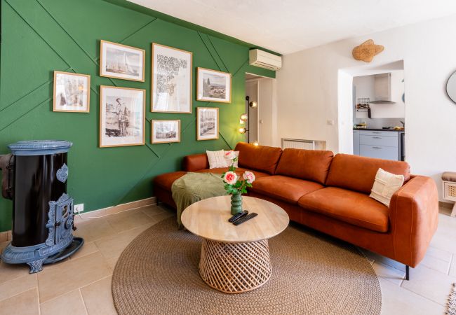 Maison à Le Plan-de-la-Tour - MAISON BELLEROSE DANS HAMEAU